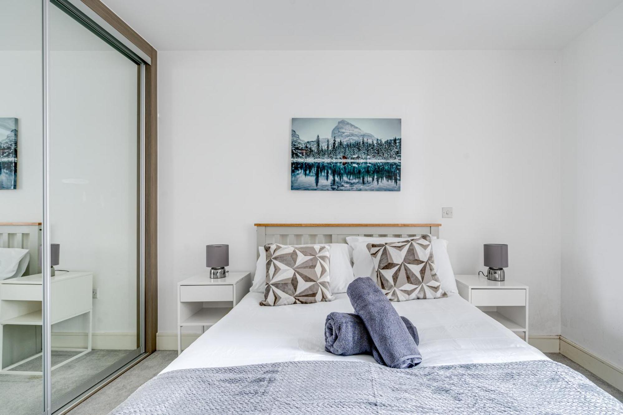 Dreamy Riverside Escape Appartamento